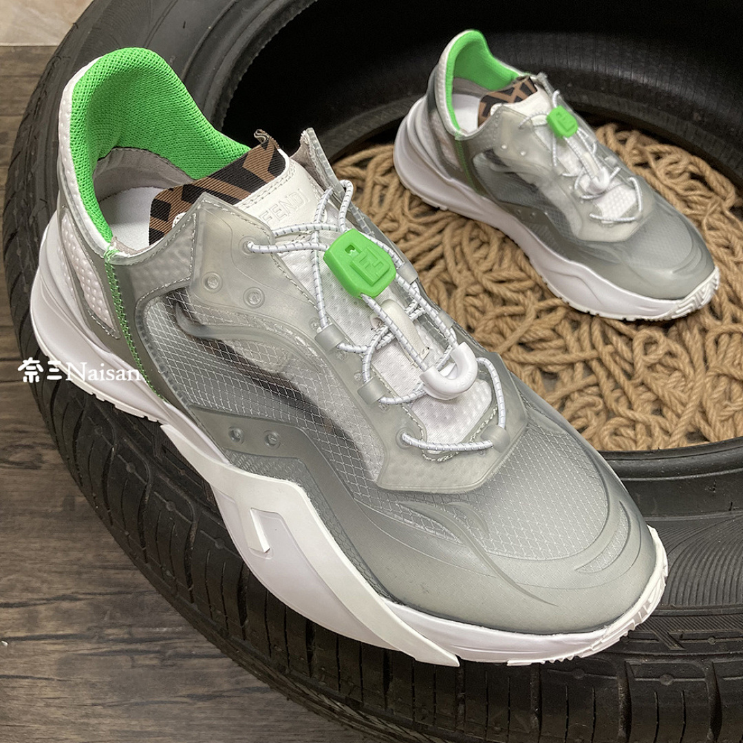▶ Flow Sneakers, photo 1