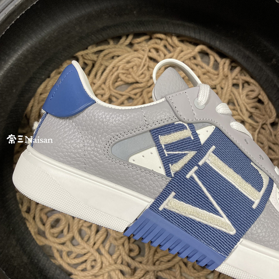 ▶ VL7N SNEAKER - Image 11