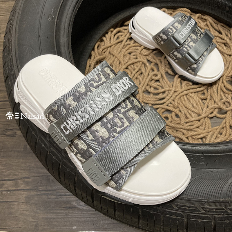 ▶ Dior Sandals, photo 1
