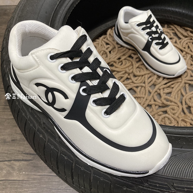 ▶ CHANEL Sneaker, photo 1