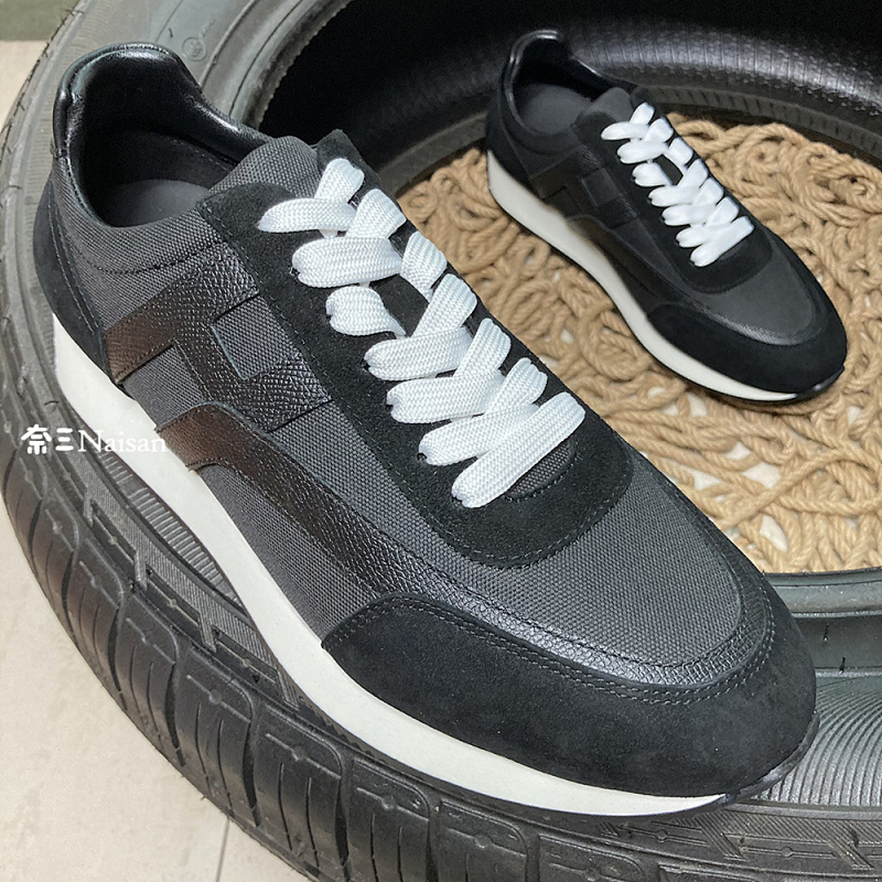 ▶ Hermes Sneakers, photo 1