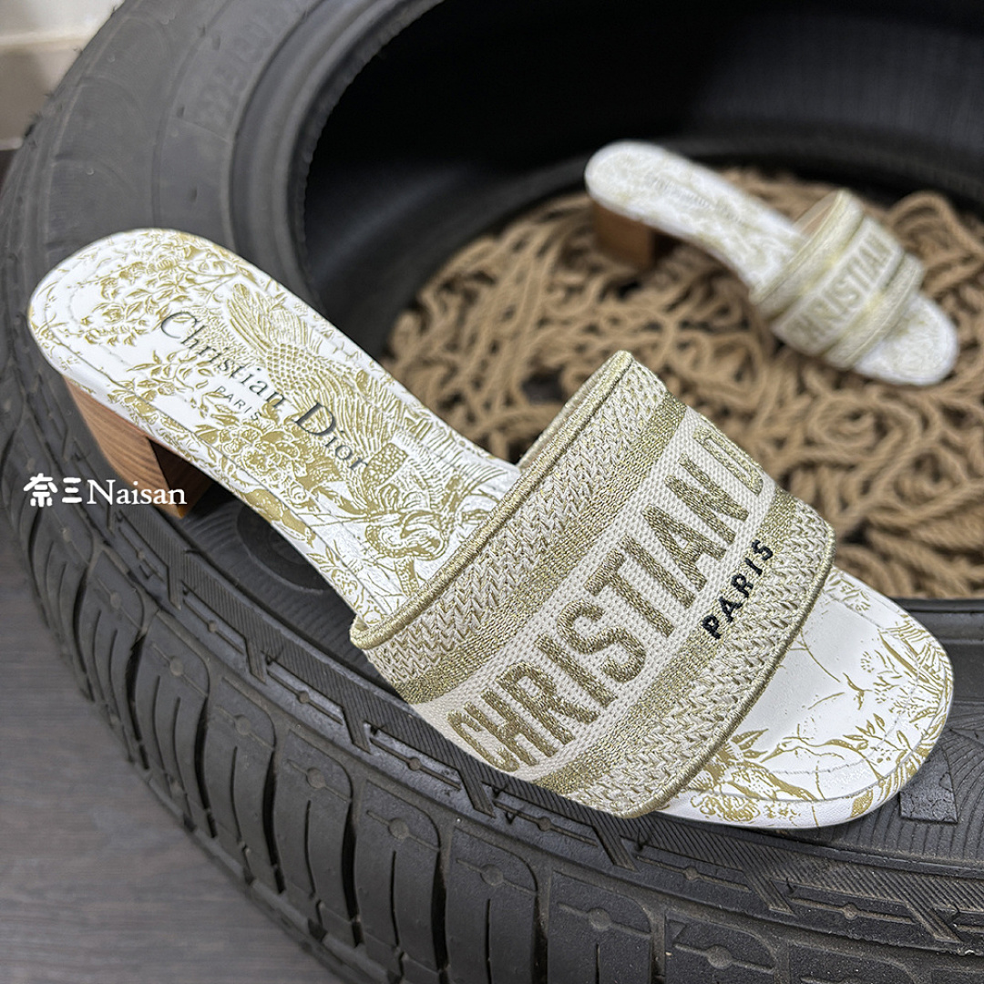 ▶ Dway Heeled Slide, photo 1