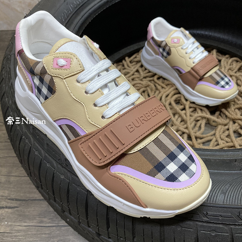▶ Burberry Sneakers, photo 1
