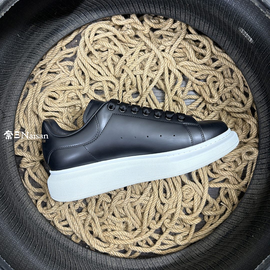 Christian Louboutin Alexander McQueen Sneaker - Image 13