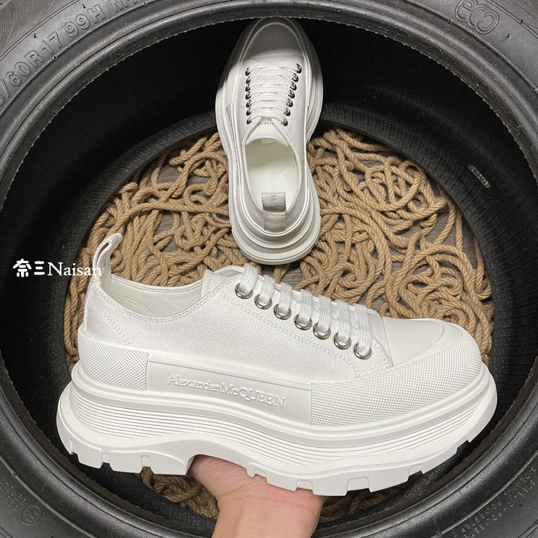▶ Alexander McQueen TREAD SLICK LACE UP Sneaker - Image 8