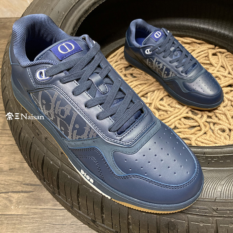 ▶ LOW-TOP, photo 1