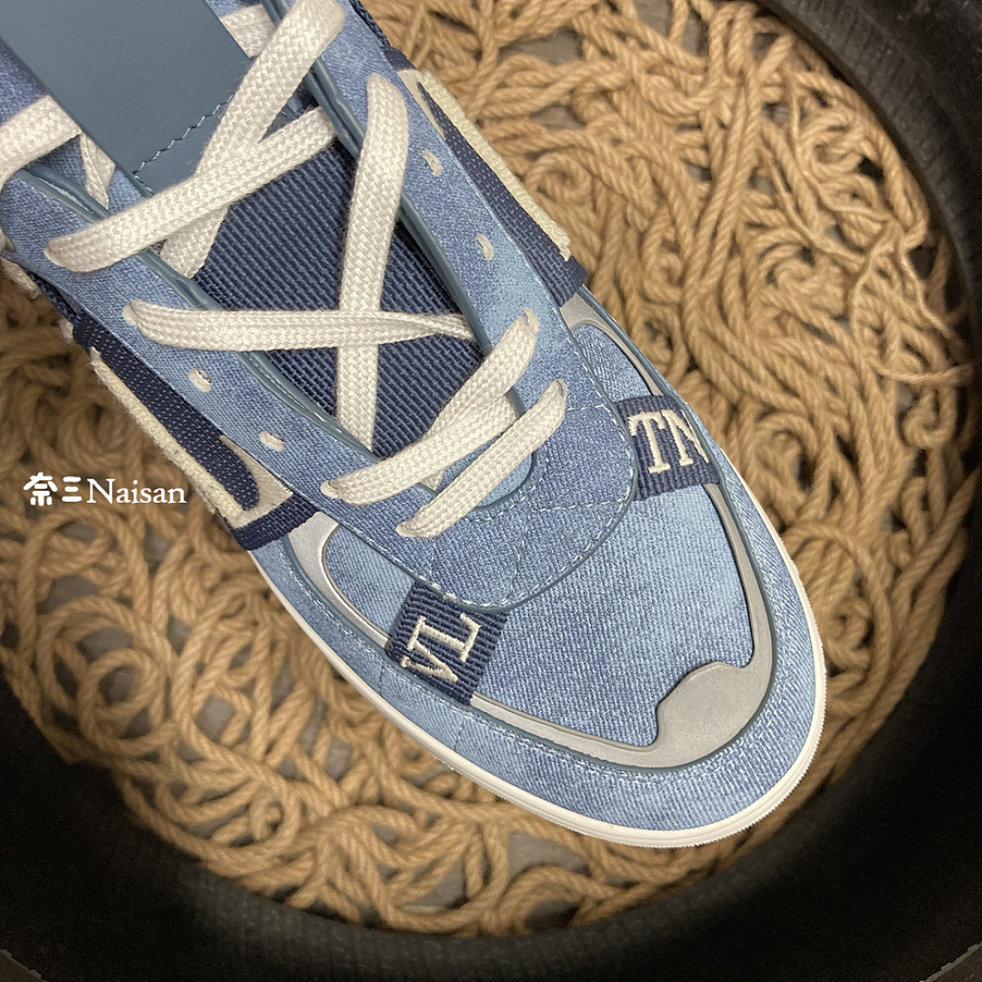▶ VL7N SNEAKER - Image 14