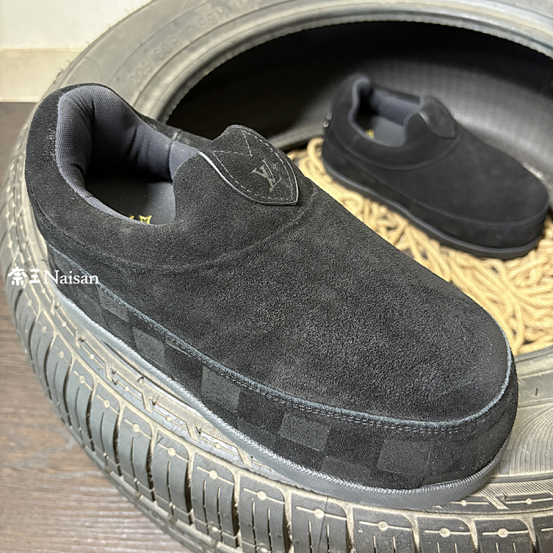 ▶ LV Yeti Slip-On Shoes, photo 1