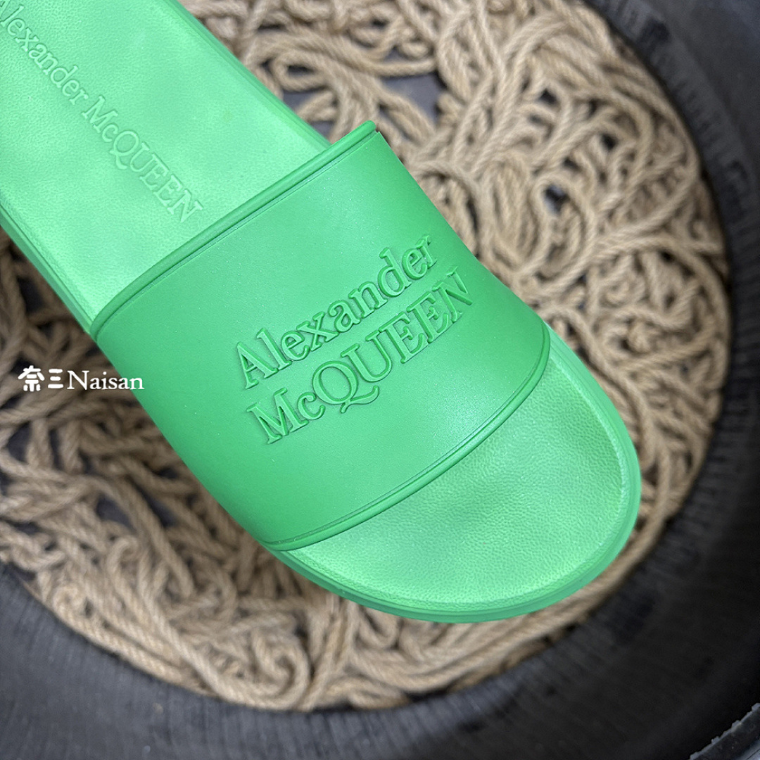 ▶ McQueen Slides - Image 16