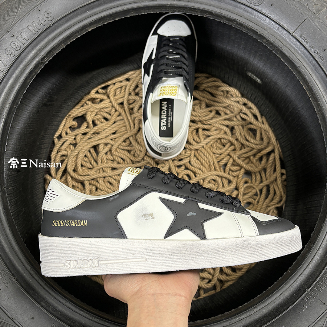 ▶ Stardan Sneakers