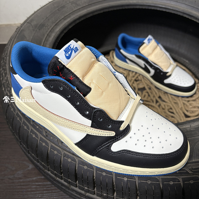 Travis Scott X Jordan 1, photo 1
