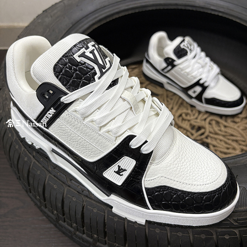 ▶ 1V Trainer Sneaker, photo 1