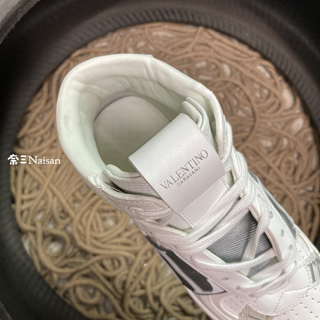 ▶ VL7N SNEAKER WITH BANDS HIGH - Image 13