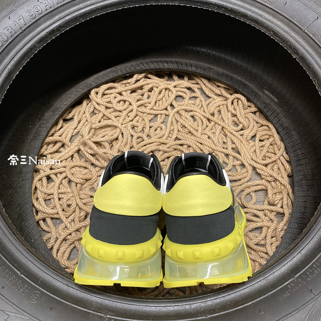 ▶ Valentino Sneakers - Image 9