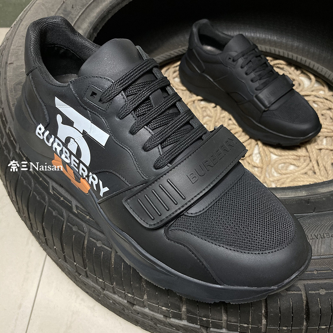 ▶ Burberry Sneakers, photo 1