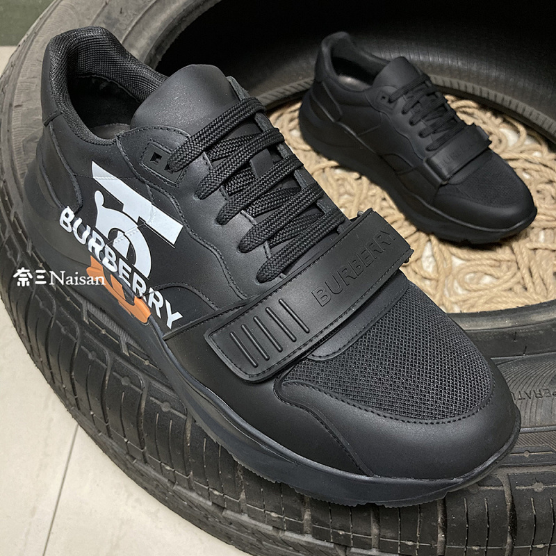 ▶ Burberry Sneakers, photo 1