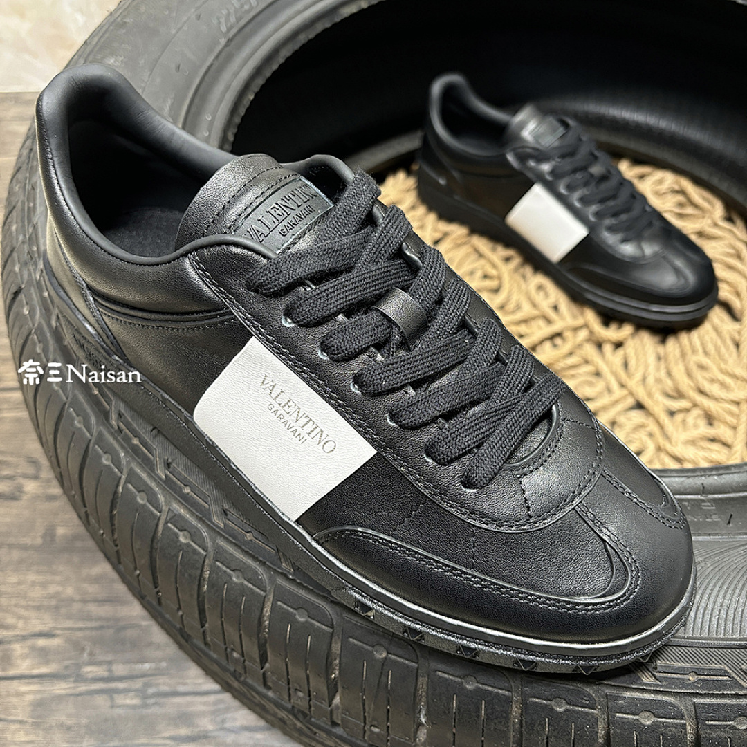 ▶ UPVILLAGE LOW
