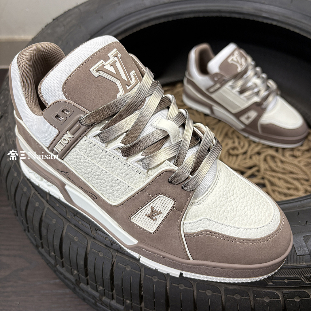 ▶ 1V Trainer Sneaker, photo 1