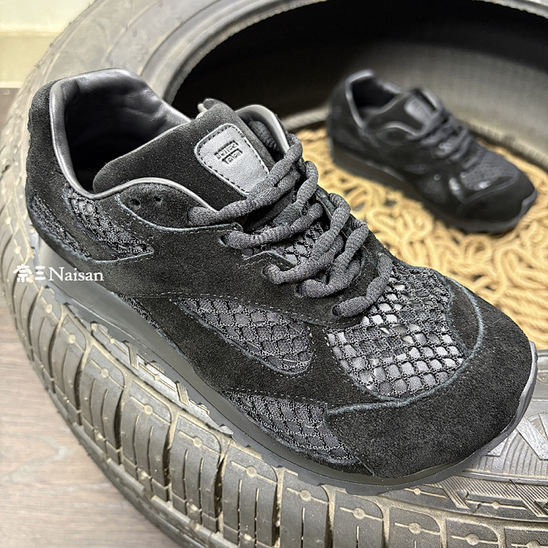 ▶ Orbit Sneaker, photo 1