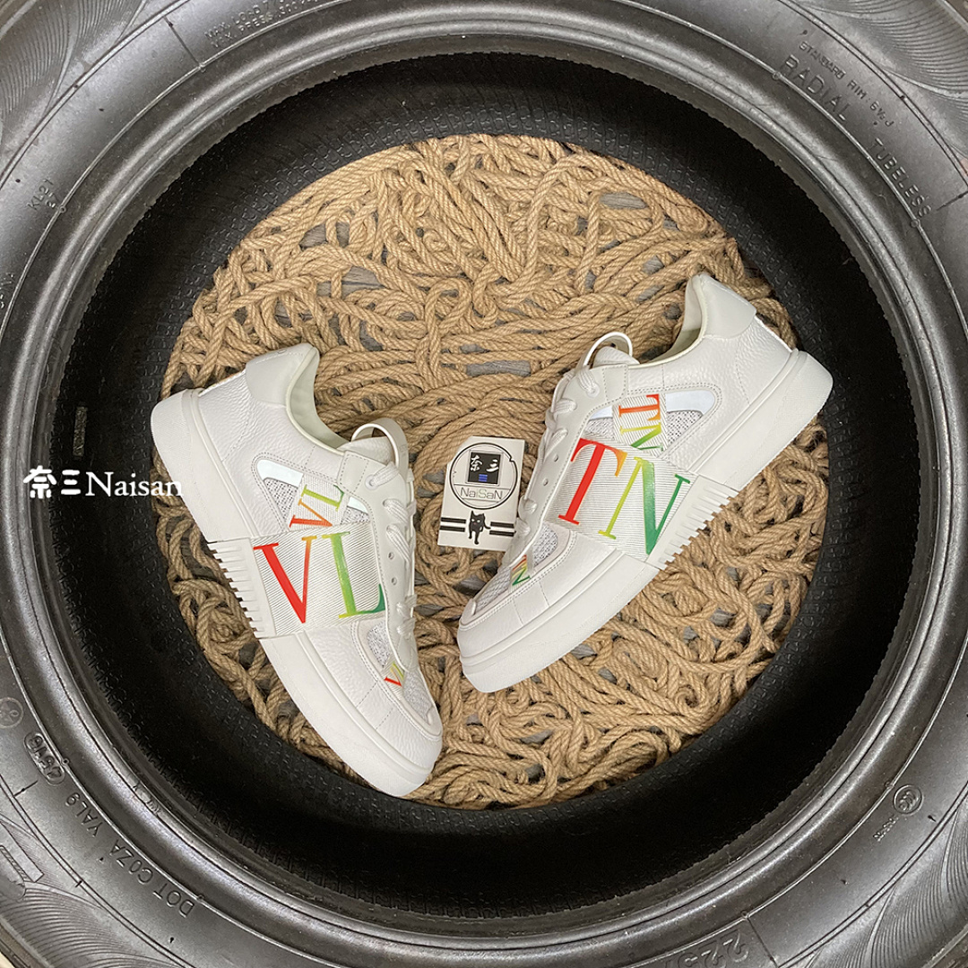 ▶ VL7N LOW-TOP SNEAKER - Image 3
