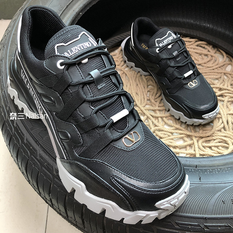 ▶ VT High Top Sneakers
