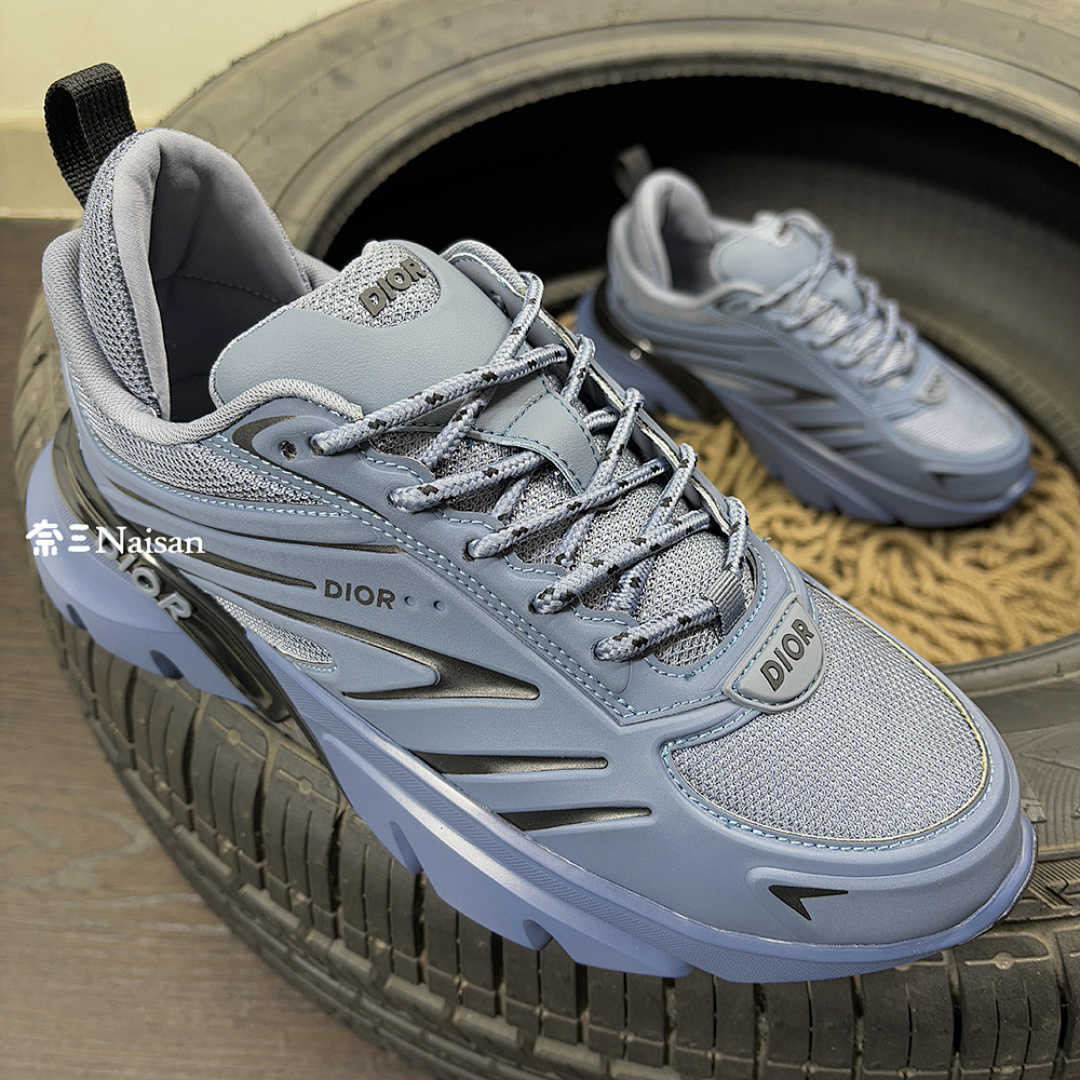 ▶ Blade Sneaker, photo 1
