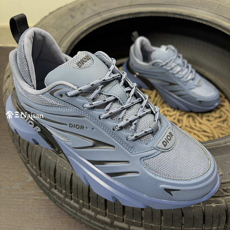 ▶ Blade Sneaker, photo 1