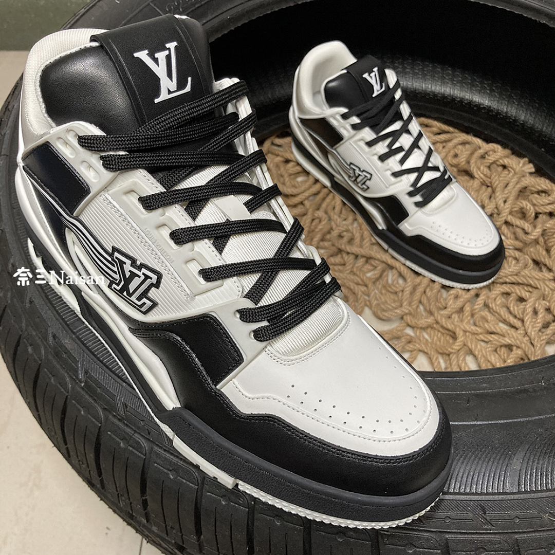 ▶ 1V Trainer Sneaker, photo 1