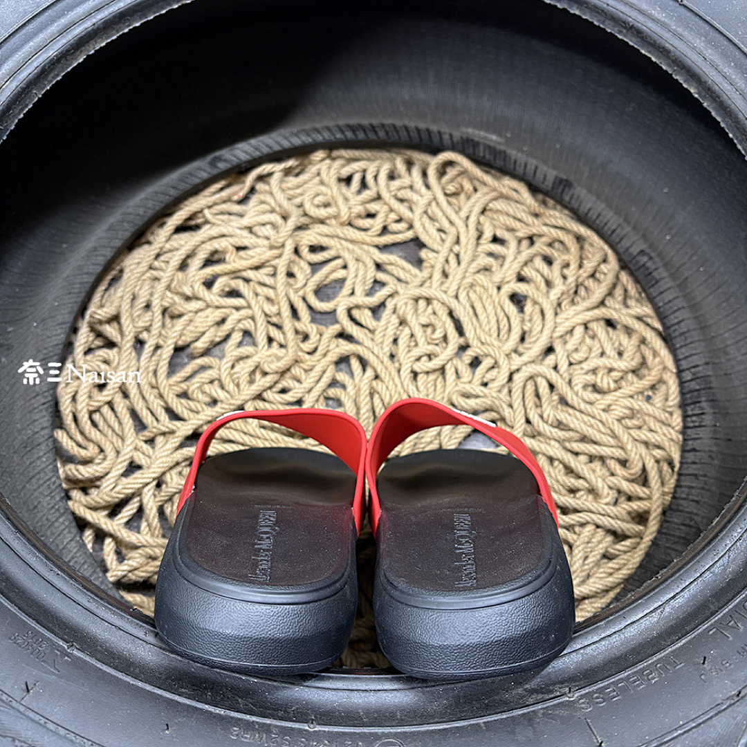 ▶ McQueen Slides - Image 10