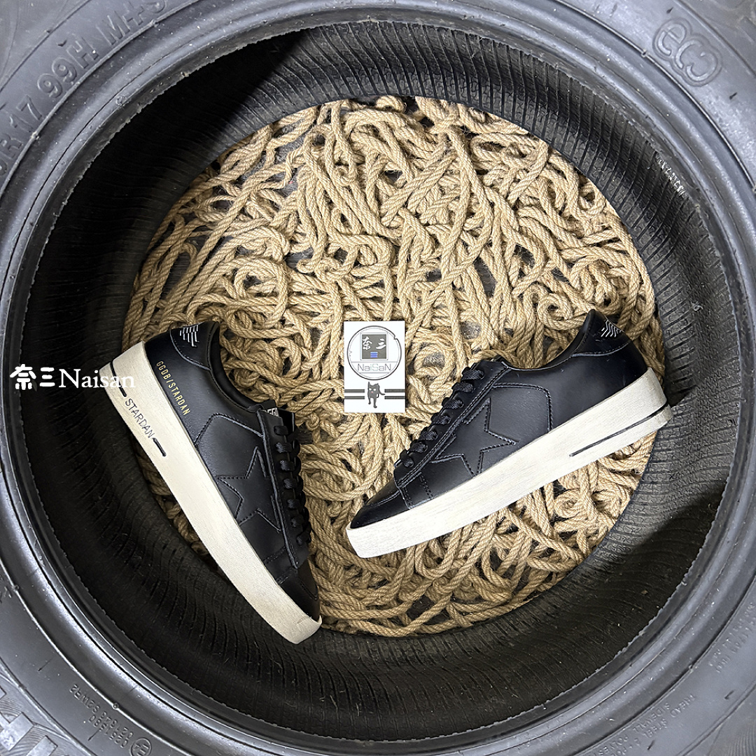 ▶ Stardan Sneakers - Image 3