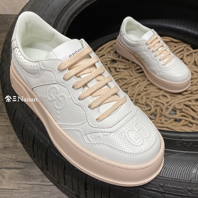 Chanel Chanel Gucci Chunky B GG Embossed Sneaker, photo 1
