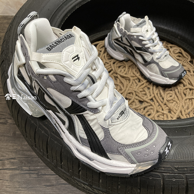 ▶ Balenciga Sneaker, photo 1