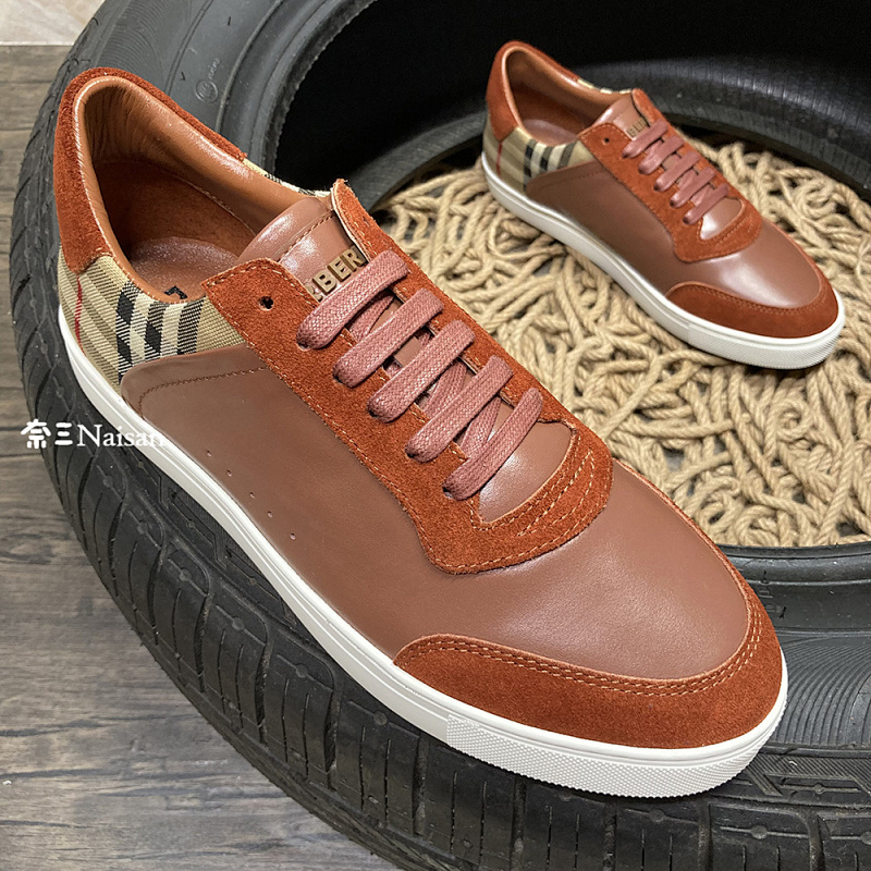 ▶ Burberry Sneakers, photo 1