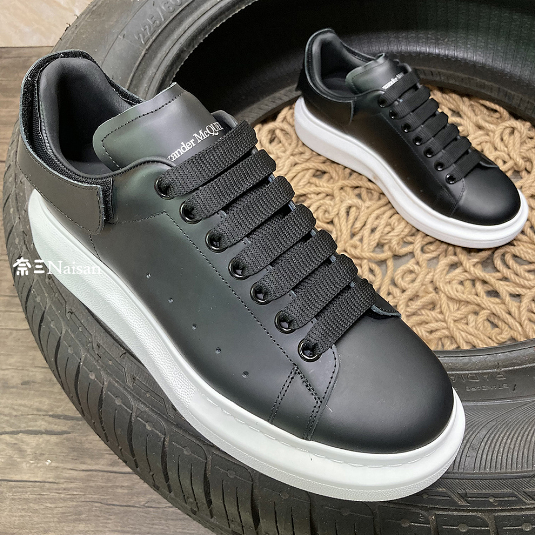 Christian Louboutin Alexander McQueen Sneaker With Interchangeable Tab - Image 8