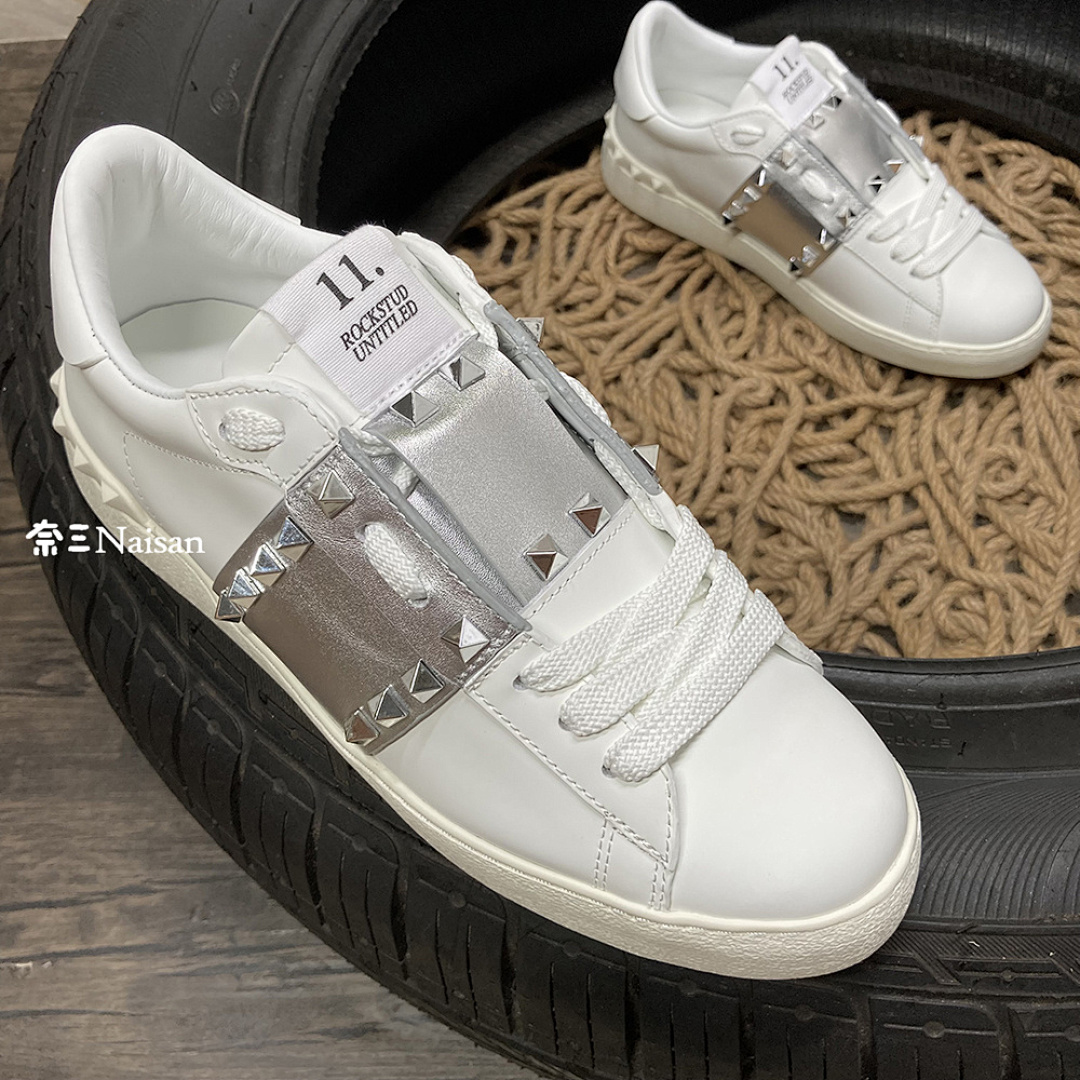 ▶ ROCKSTUD