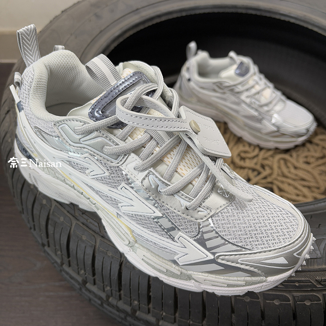 ▶ Ow Be Right Back Sneakers, photo 1