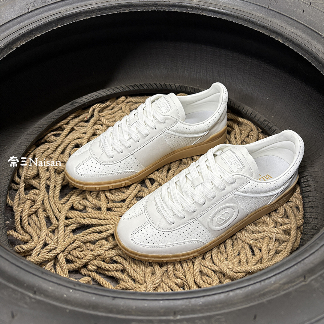 ▶ UPVILLAGE LOW - Image 7