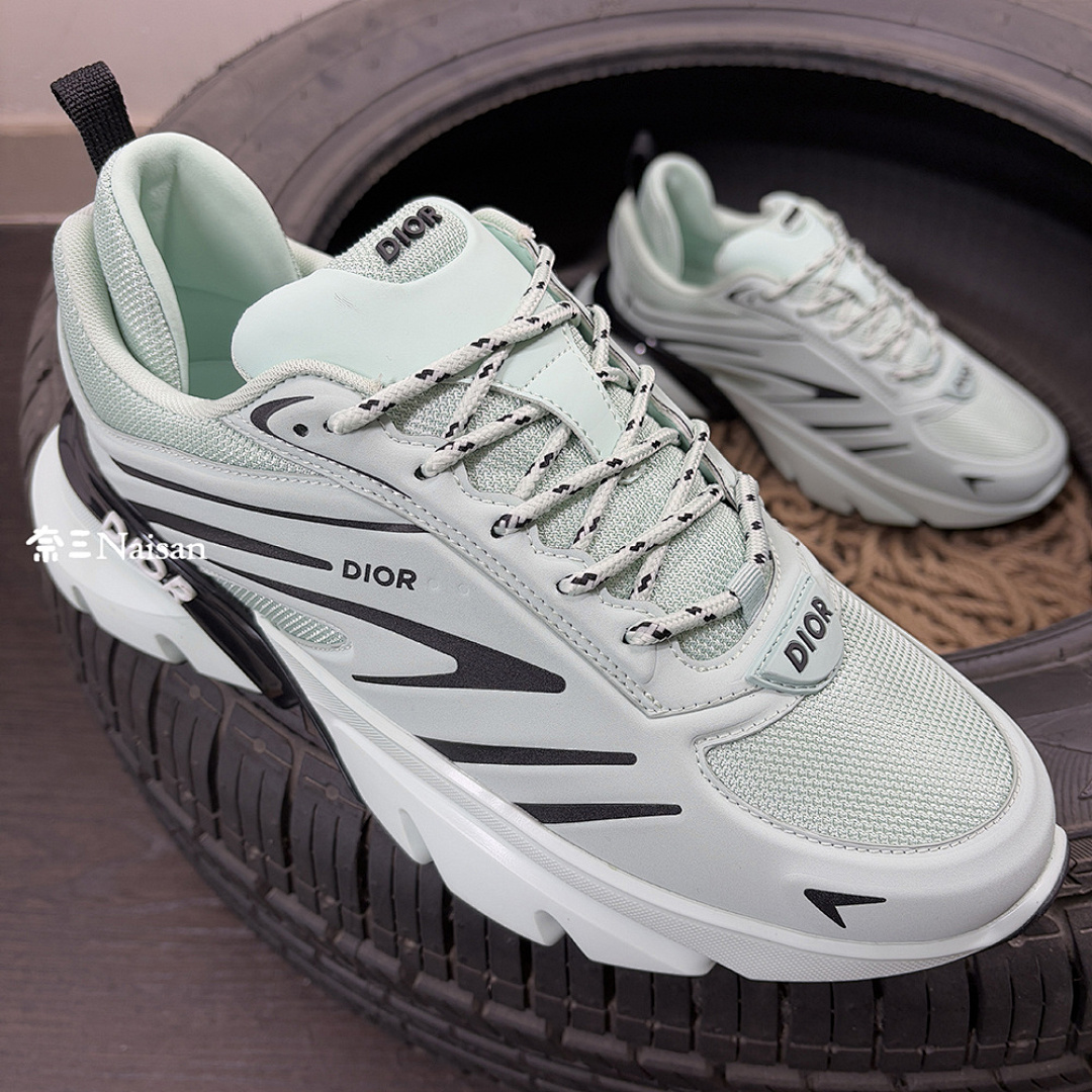 ▶ Blade Sneaker, photo 1