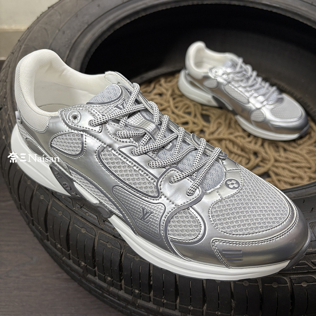 ▶ LV Olympia Trainers, photo 1