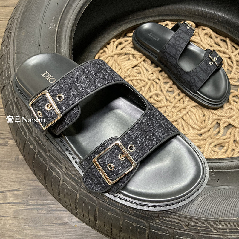 ▶ Dior Sandals, photo 1