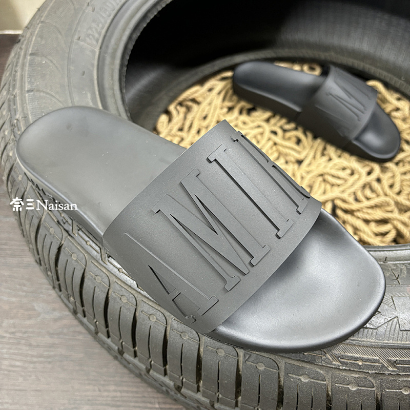 Product Product, photo 1