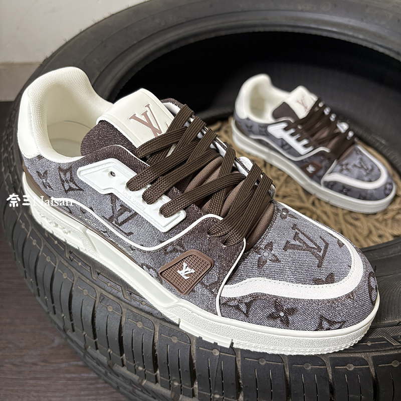 ▶ 1V Trainer Sneaker, photo 1