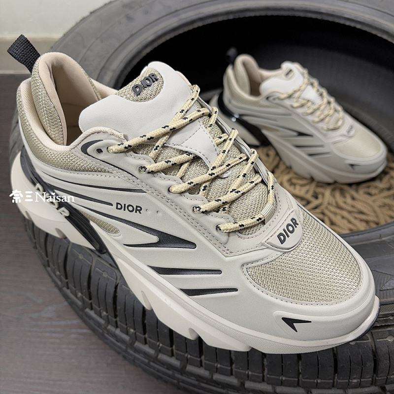 ▶ Blade Sneaker, photo 1