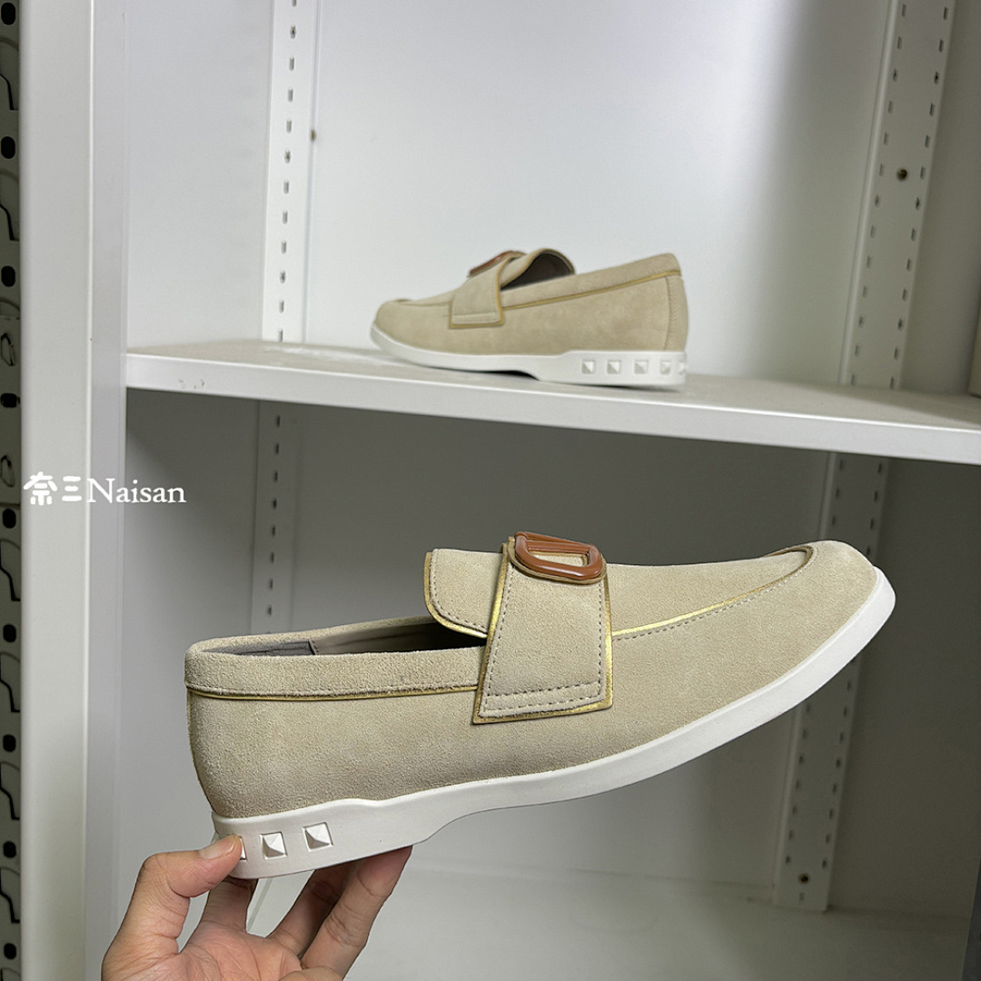 ▶ LEISURE - Image 18