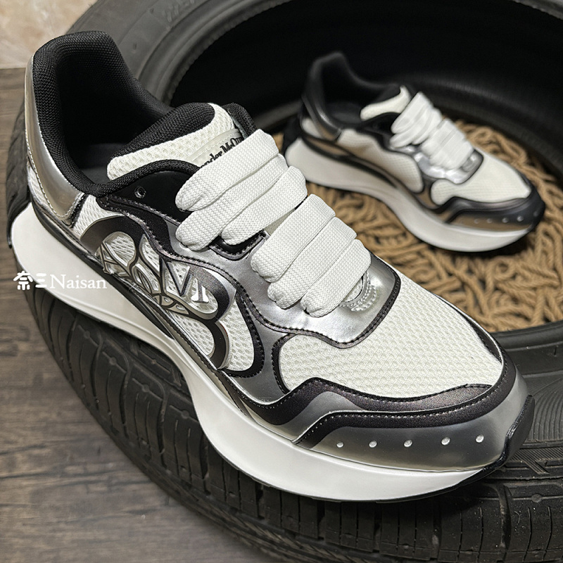 ▶ Alexander McQueen Sprint Runner