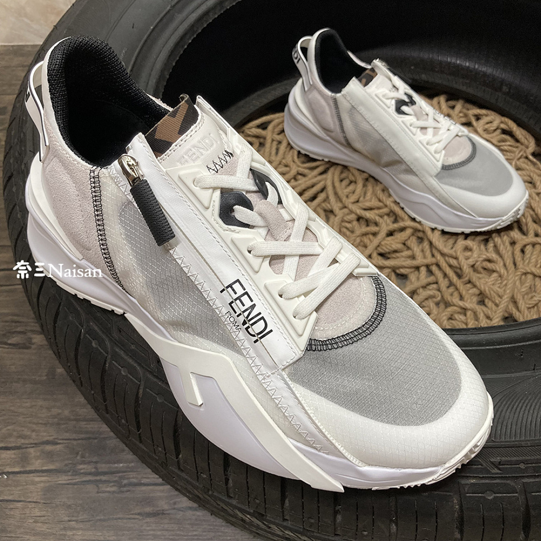 ▶ Flow Sneakers, photo 1