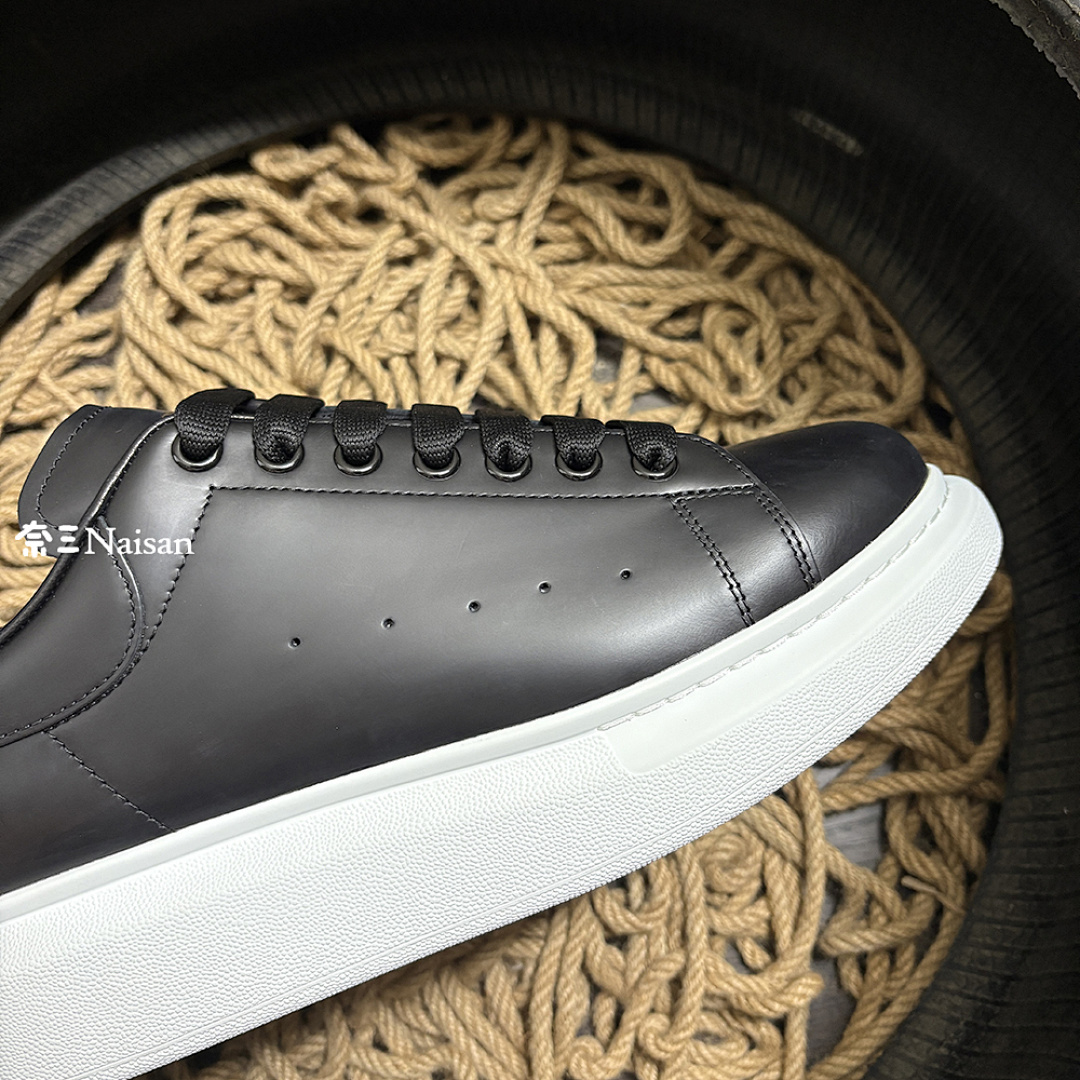Christian Louboutin Alexander McQueen Sneaker - Image 14