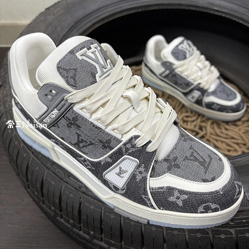 ▶ 1V Trainer Sneaker, photo 1