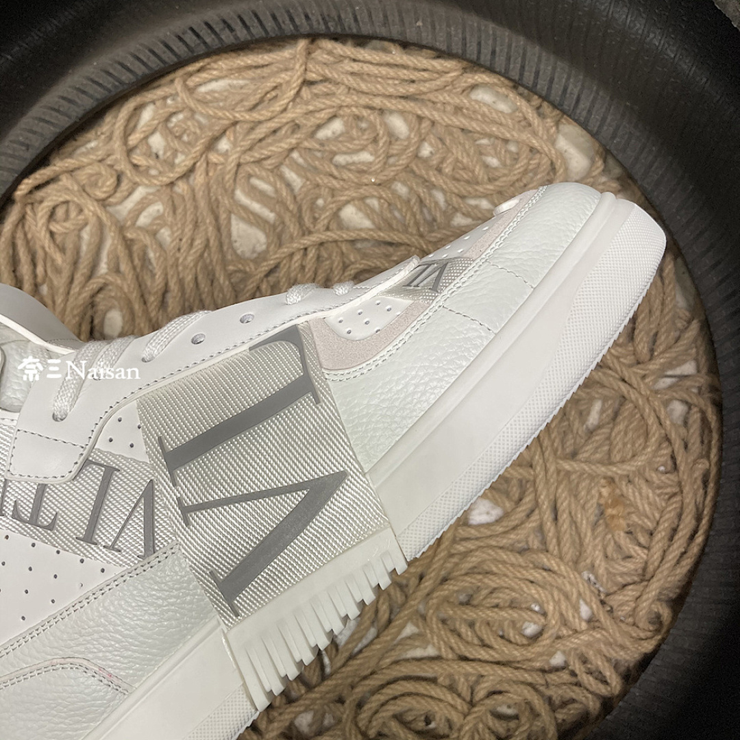 ▶ VL7N SNEAKER WITH BANDS HIGH - Image 12
