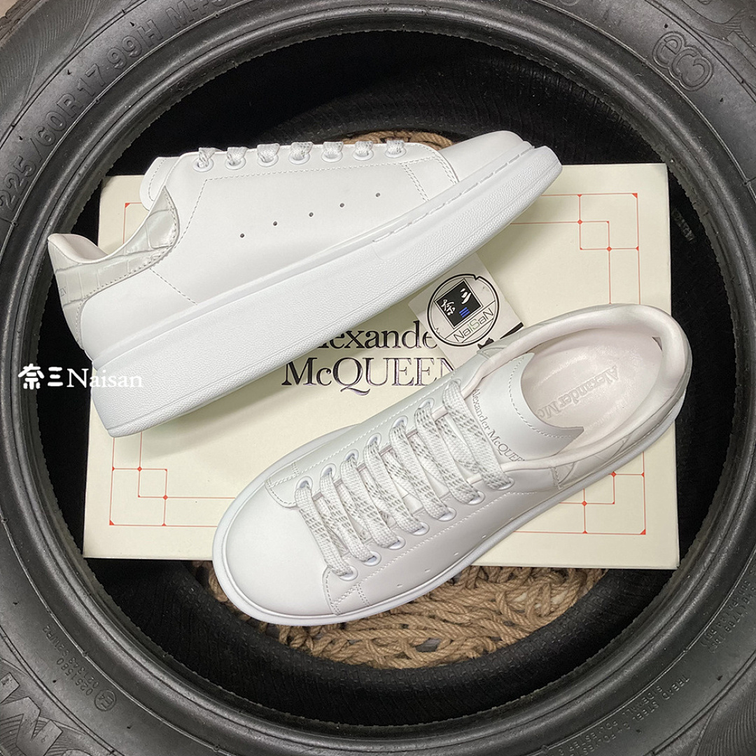 Christian Louboutin Alexander McQueen Sneaker - Image 2